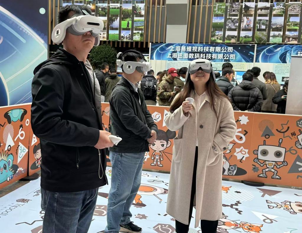 智能眼镜发令枪已打响：跑对方向比抢跑更重要(图1)