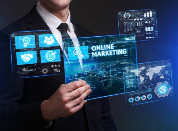 逐梦网络工作室案例解读：多行业客户通过精准营销实现高效获客(图1)